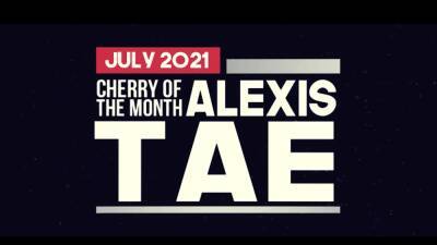 Alexis Tae - Alexis Tae Ebony Cherry of the Month Masturbates With Glass - drtuber.com