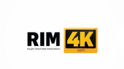 RIM4K. After fun in VR lucky stud has his ass worshipped - drtuber.com - Czech Republic