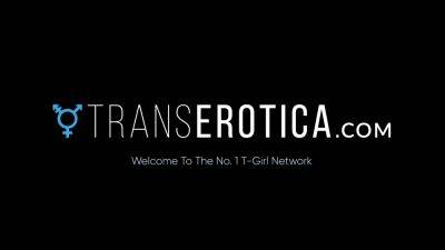 TRANSEROTICA Trans Natalie Mars Anal Plays With Arabella - drtvid.com