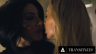 TRANSFIXED - Turned Into A Vampire Trans Ariel Demure Wants Her Hot Girlfriend For The Eternity - hotmovs.com